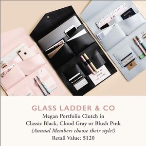 Causebox Glass Ladder & Co. Portfolio Clutch -gray